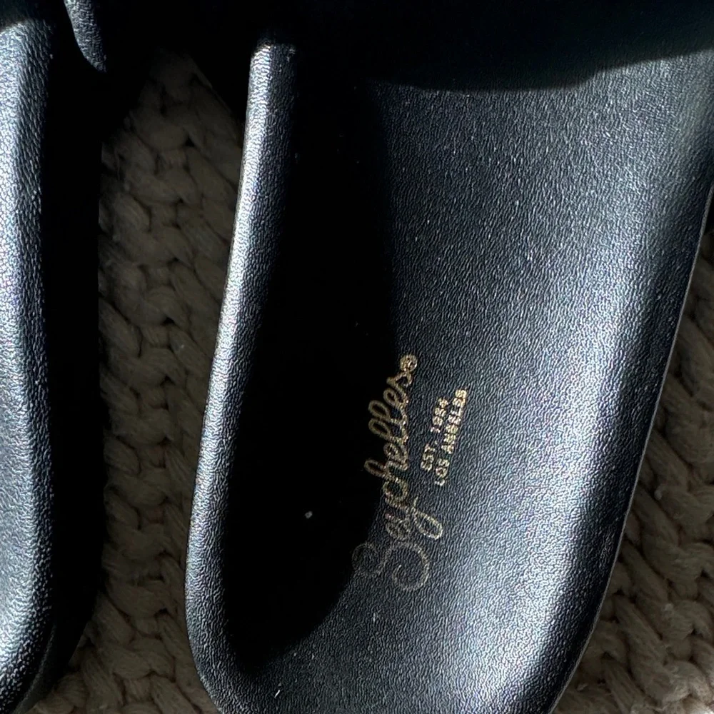 Seychelles Black Slide Sandals - Picture 3 of 3